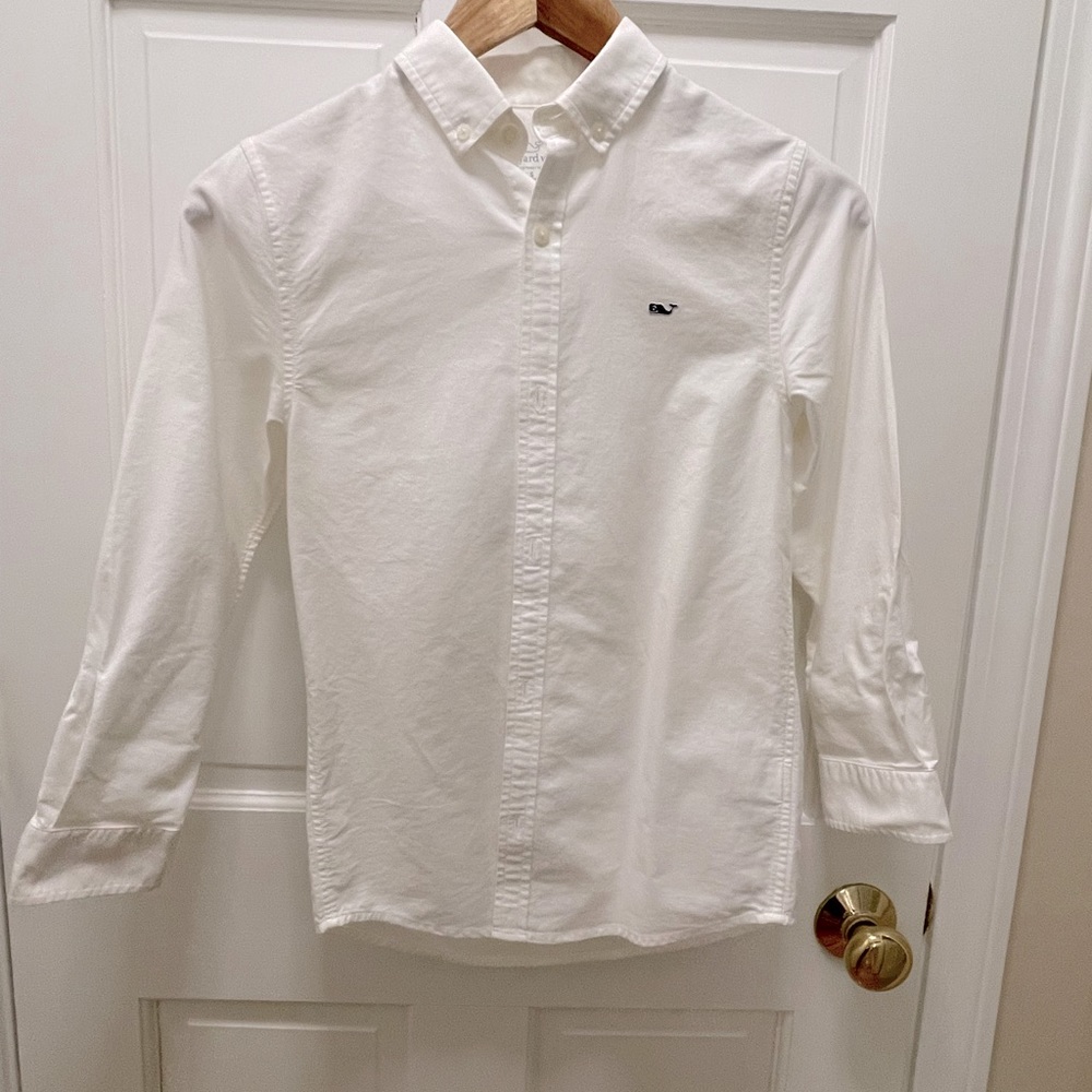 Vineyard Vines boys white button down.  Size 8-10.